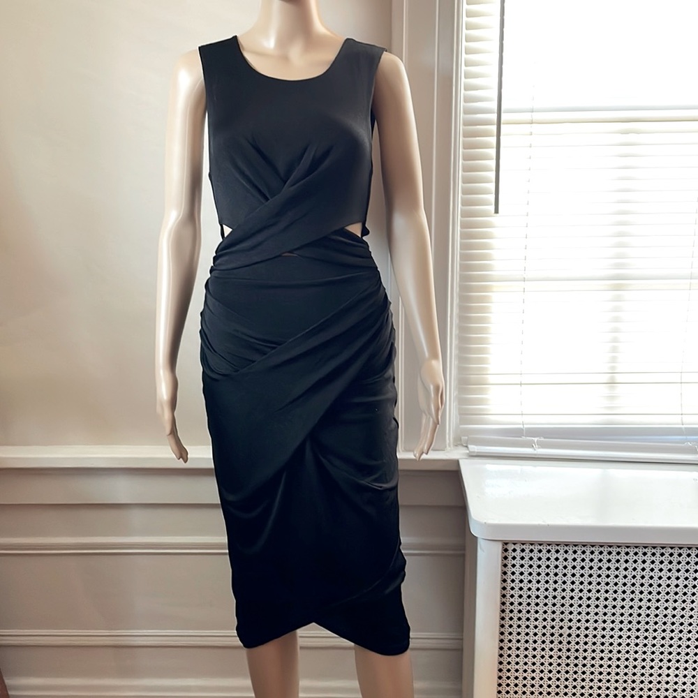 STATE OF BEING XS Black dress for a casual or night out event only worn once